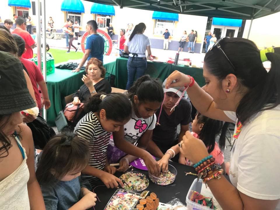 Conoce más de esta actividad, 
<b><a href="https://plazafiesta.net/event/back-to-school-day/">aquí</a></b>.