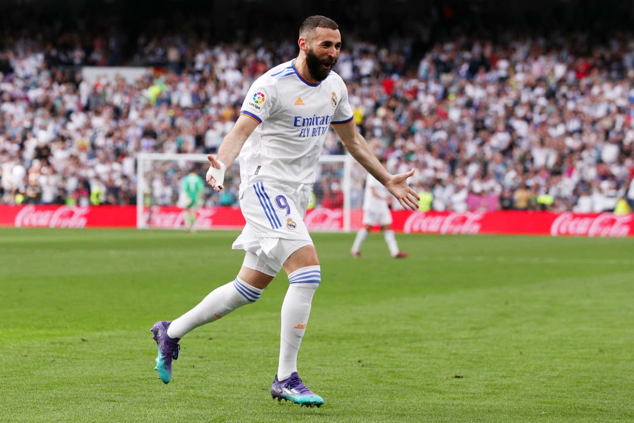 Real Madrid goleó 4-0 al Espanyol en el Santiago Bernabéu para proclamarse campeón en la Jornada 34 de LaLiga.