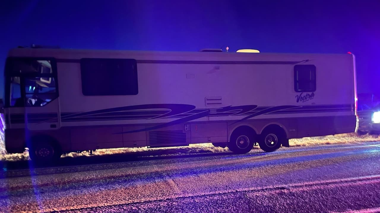 En una detención curiosa, los agentes encontraron inmigrantes escondidos en esta casa rodante.