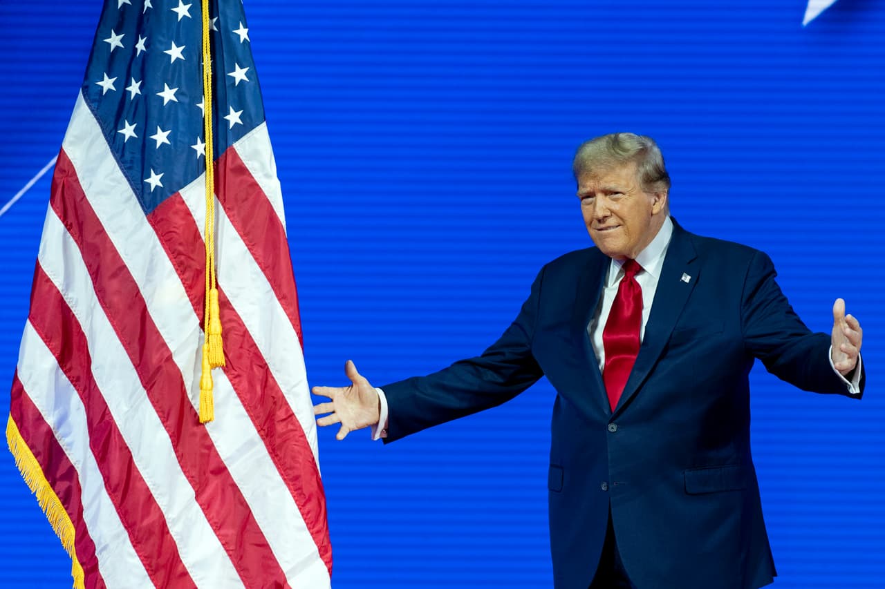 Las tácticas dilatorias de Trump para demorar (y hasta anular) los juicios en su contra