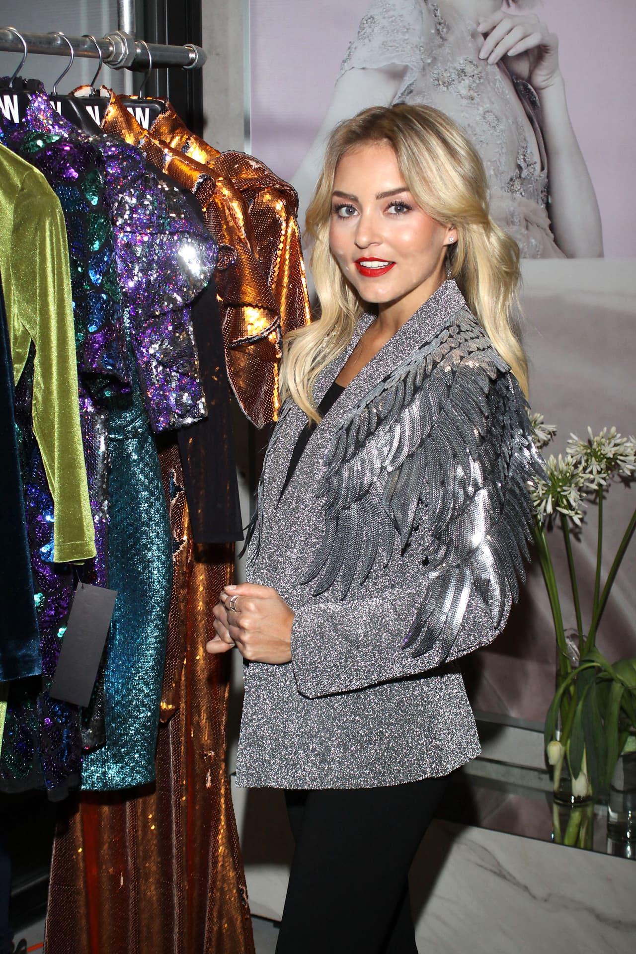 Con el paso del tiempo, Angelique se convirtió en una de las actrices protagónicas más pedidas de las telenovelas, por lo que ya cuenta con varios papeles protagónicos. Es recordada por sus personajes en Teresa, Tres Veces Ana y Amar a Muerte. Aunque tiene un romance muy formal con Sebastián Rulli, la pareja aún no piensa en casarse o tener hijos.