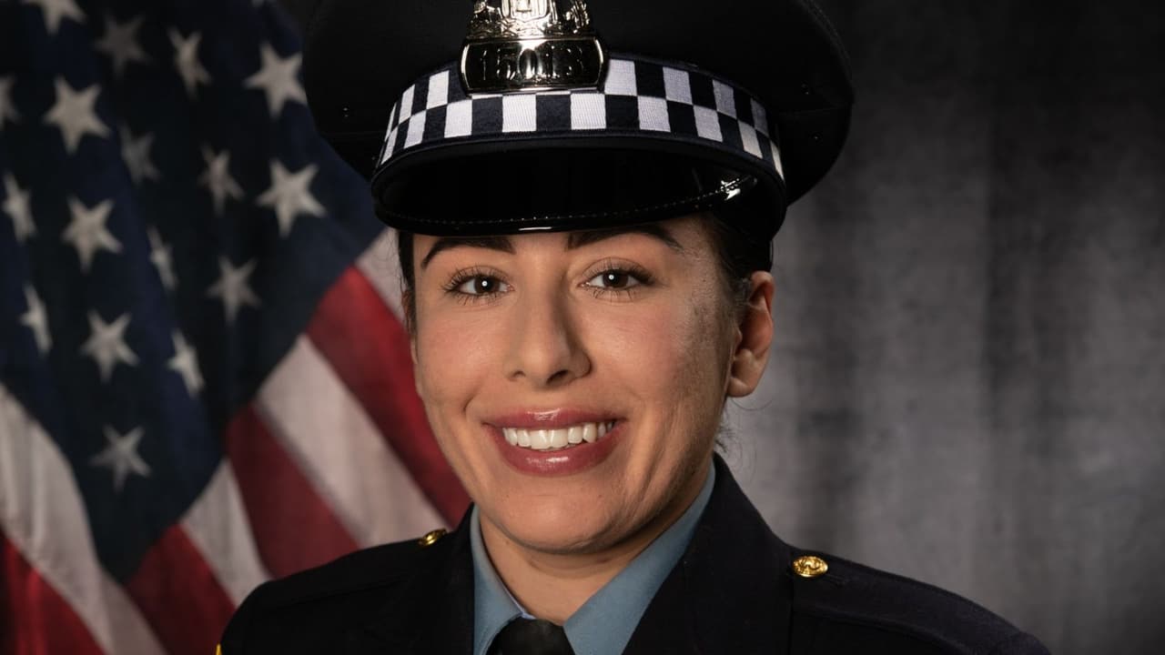 Una oficial de policía muerta y otro agente herido es el saldo que deja un tiroteo en Chicago