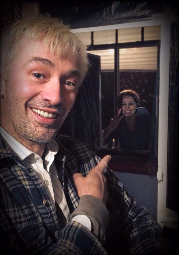 Hundido en una terrible depresión y con varias copas encima, el 14 de enero de 2004 Miguel se cortó las venas, sin imaginar que sus vecinos le salvarían la vida.