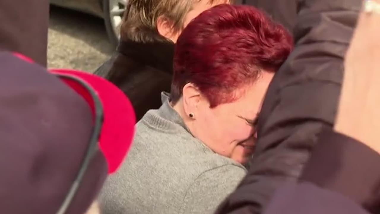 Familiares recordaron a Azcona como
<b> un joven entregado a su profesión y un héroe para la comunidad</b>.
<br>