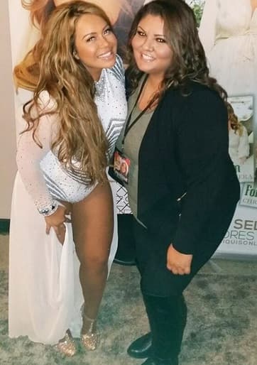 Su racha de éxitos sigue, pues apenas la semana pasada fue nominada en los Premios de la Radio 2015 como Artista Femenina del Año y Los Más Pegados de las Redes Sociales.