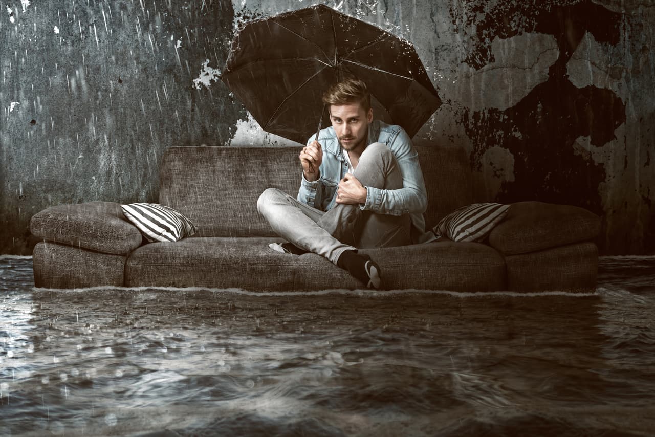 Hay muchos rituales que podemos recomendarte para limpiar la mala energía de tu casa, en donde fluyen muchas vibras constantemente. En esta ocasión, el Niño Prodigio te recomienda uno hasta con musiquita.