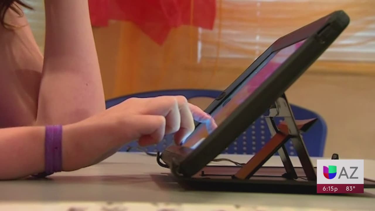 Arizona y otros estados demandan a Meta por la salud mental de los jóvenes