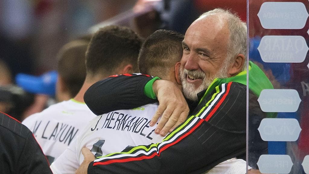 Ibarrondo, ex coach del Tri sobre CH14 y sus redes: 'Está buscando lo espiritual'