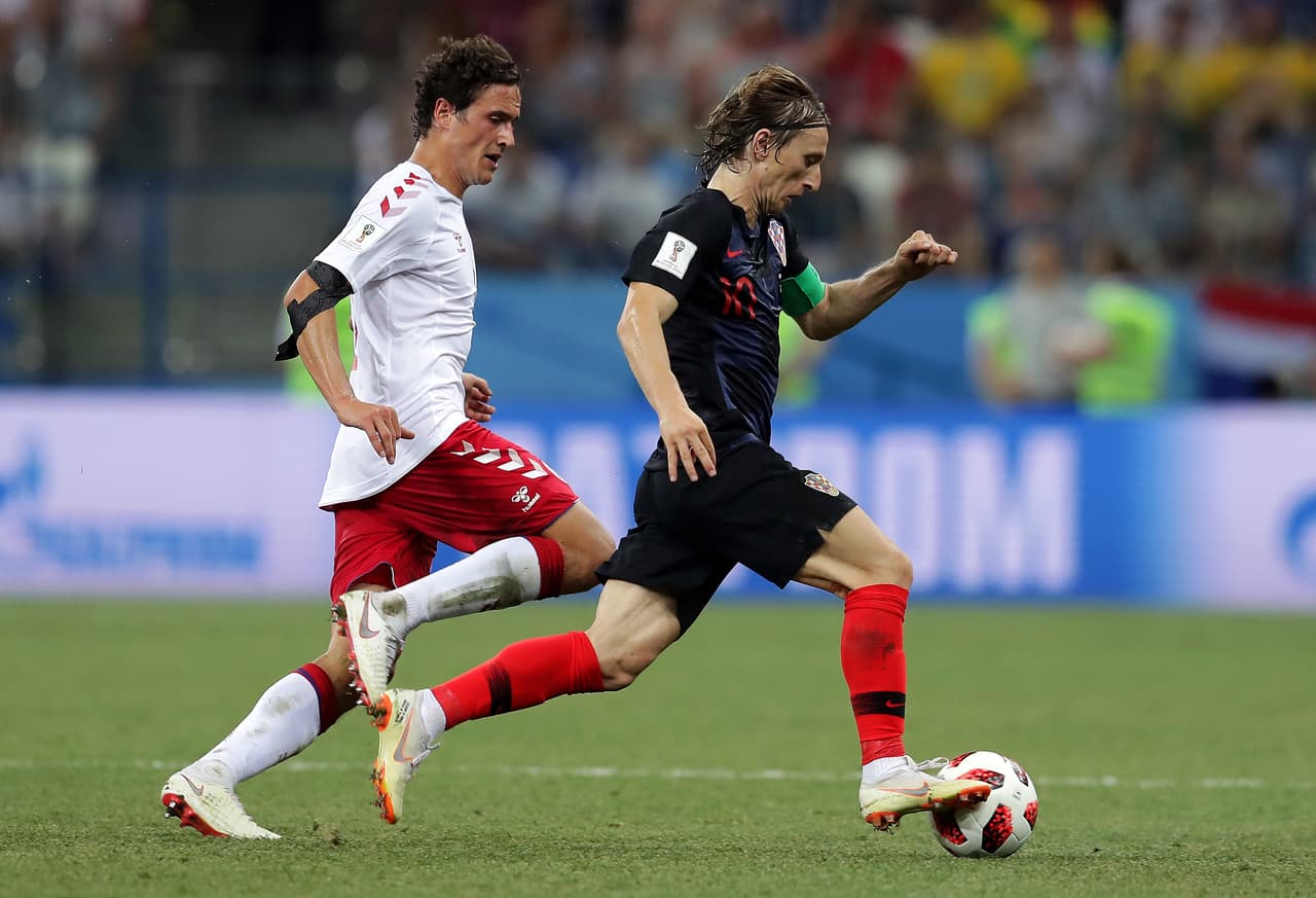 Modric siempre fue cubierto cuando tuvo la pelota en el centro del campo, por lo que no pudo generar fútbol como acostumbra.