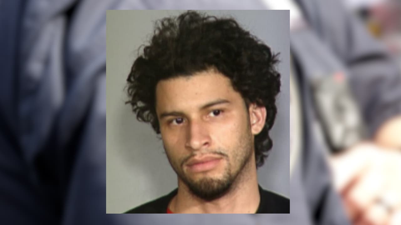 Arrestan al padre de la niña hispana por la que se emitió una Alerta Amber en un incidente separado