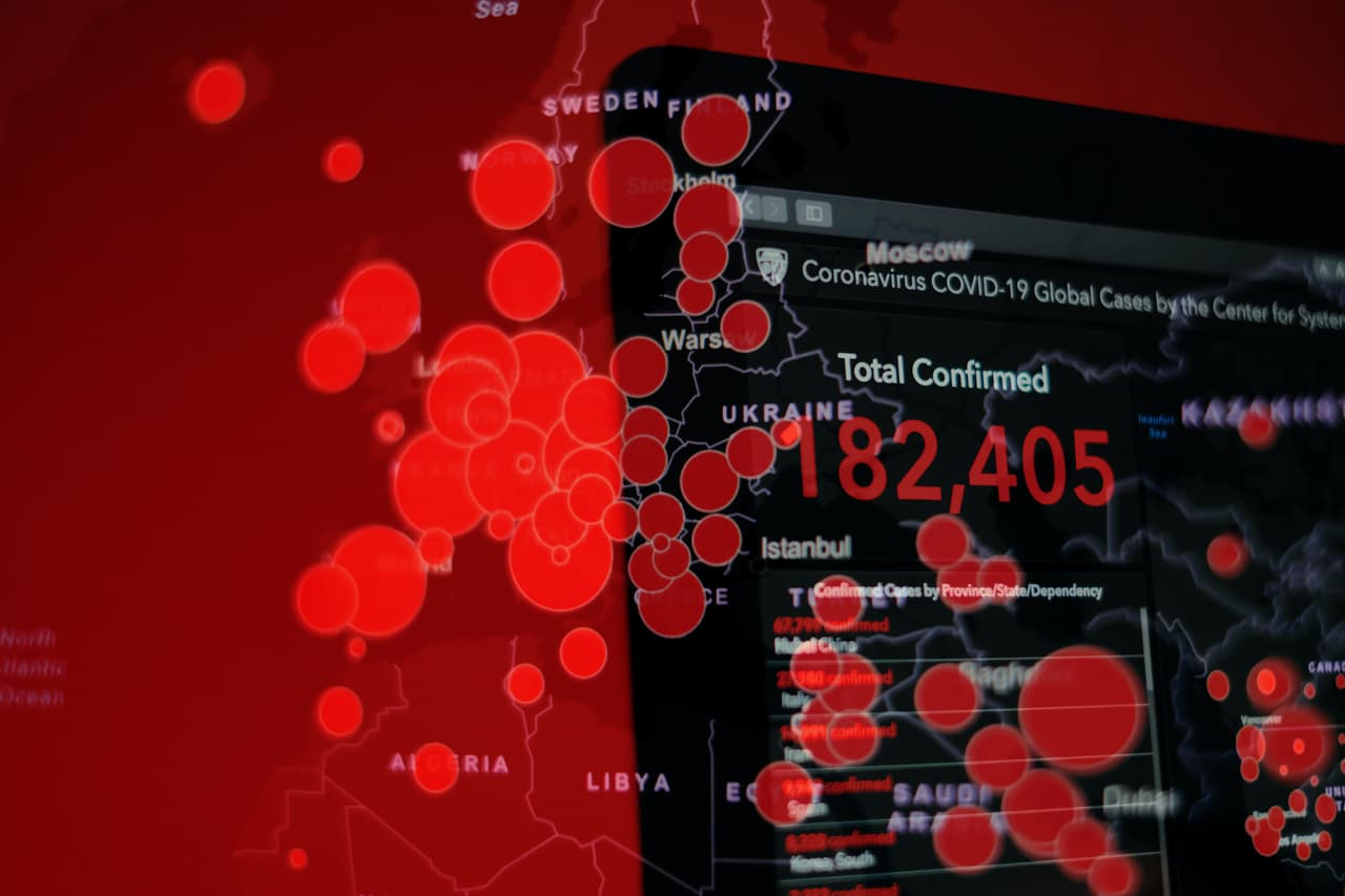 Los científicos usan el R0 -el número de reproducción– para describir la intensidad de una enfermedad infecciosa.