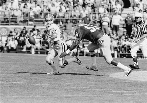 El Citrus Bowl fue inaugurado en 1936 y tiene una capacidad de 70, 188 espectadores.