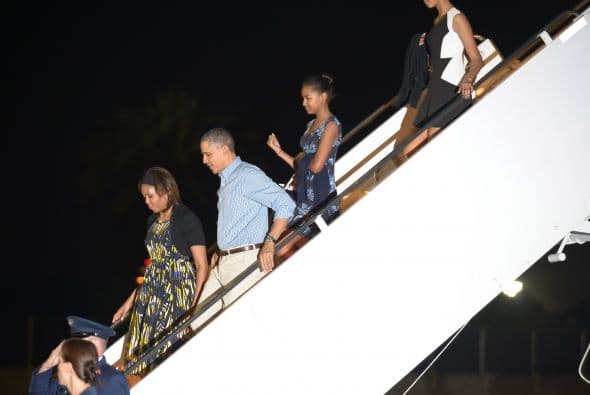 La primera dama siempre se ocupa de la salud, disciplina y éxito de sus hijas, antes que de la política, aunque en ambas tareas se saca un 10. Ha demostrado que además de ser una profesionista exitosa, madre dedicada y luchadora incansable, es una icono de moda y 'glamour'. Sin duda, ella es ejemplo y motivación para muchas madres que deben ser líderes, fuera y dentro de casa.