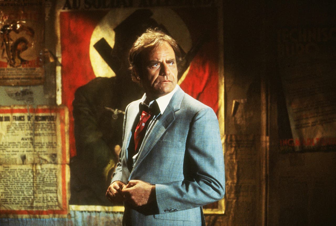 <b>'En los límites de la realidad'</b>
<br>Si bien suelen ocurrir accidentes durante las grabaciones de películas, lo que sucedió en ‘En los límites de la realidad’ supera cualquier ficción. Y es que en la filmación de una secuencia en la que el protagonista debía cruzar un lago junto a dos niños, ocurrió un suceso totalmente inesperado.