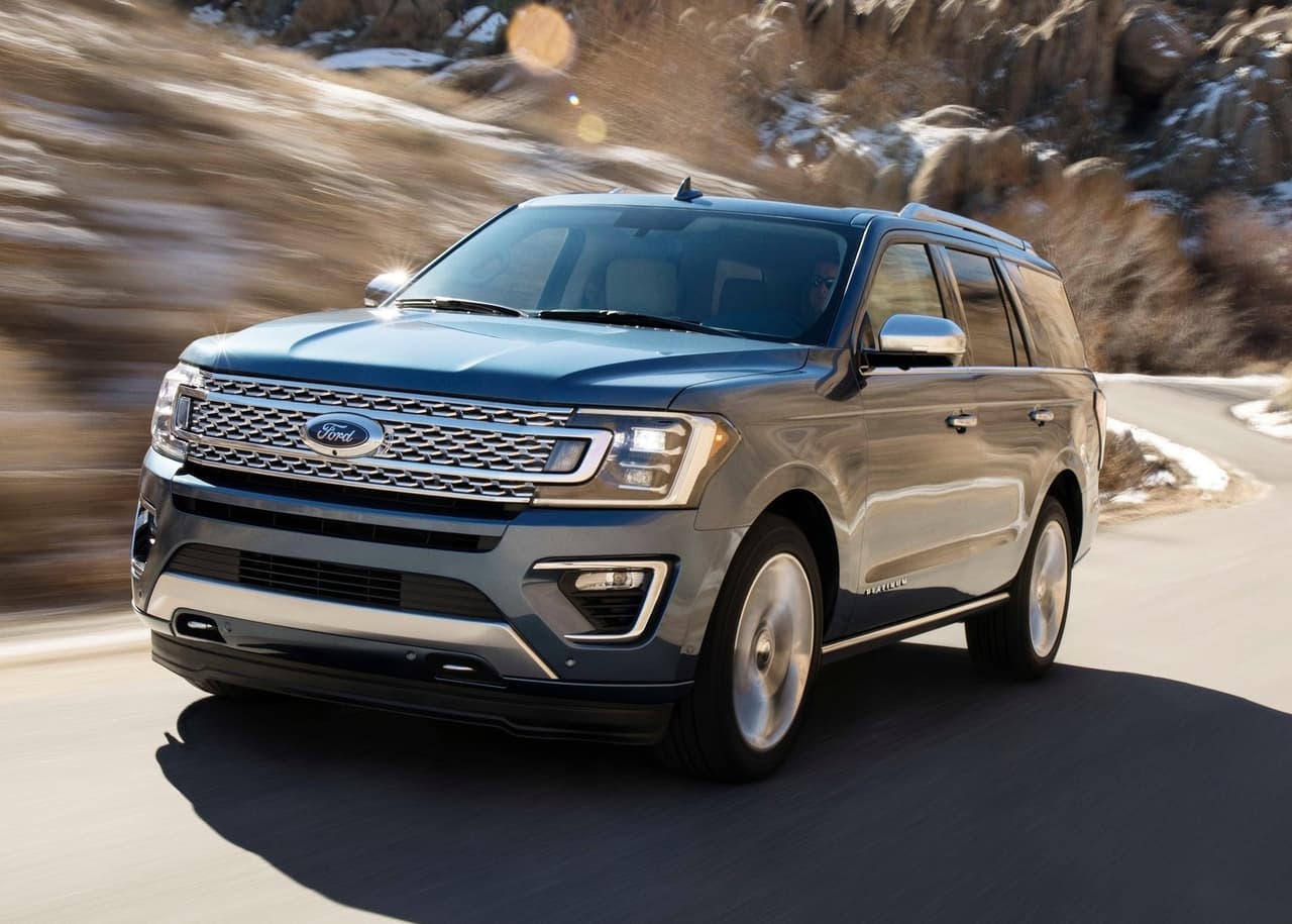 <h3 class="cms-H3-H3"><b>15. Ford Expedition</b></h3>
<br>
<br>Aumento del valor de mercado sobre el valor previsto
<br>
<ul>
 <li>En dólares: $15,830</li>
 <li>En porcentaje: 45.8%</li>
</ul>