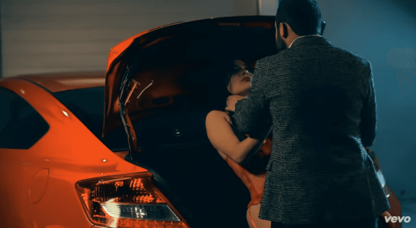 Suspenden a los policías que participaron en el polémico video de Gerardo Ortiz