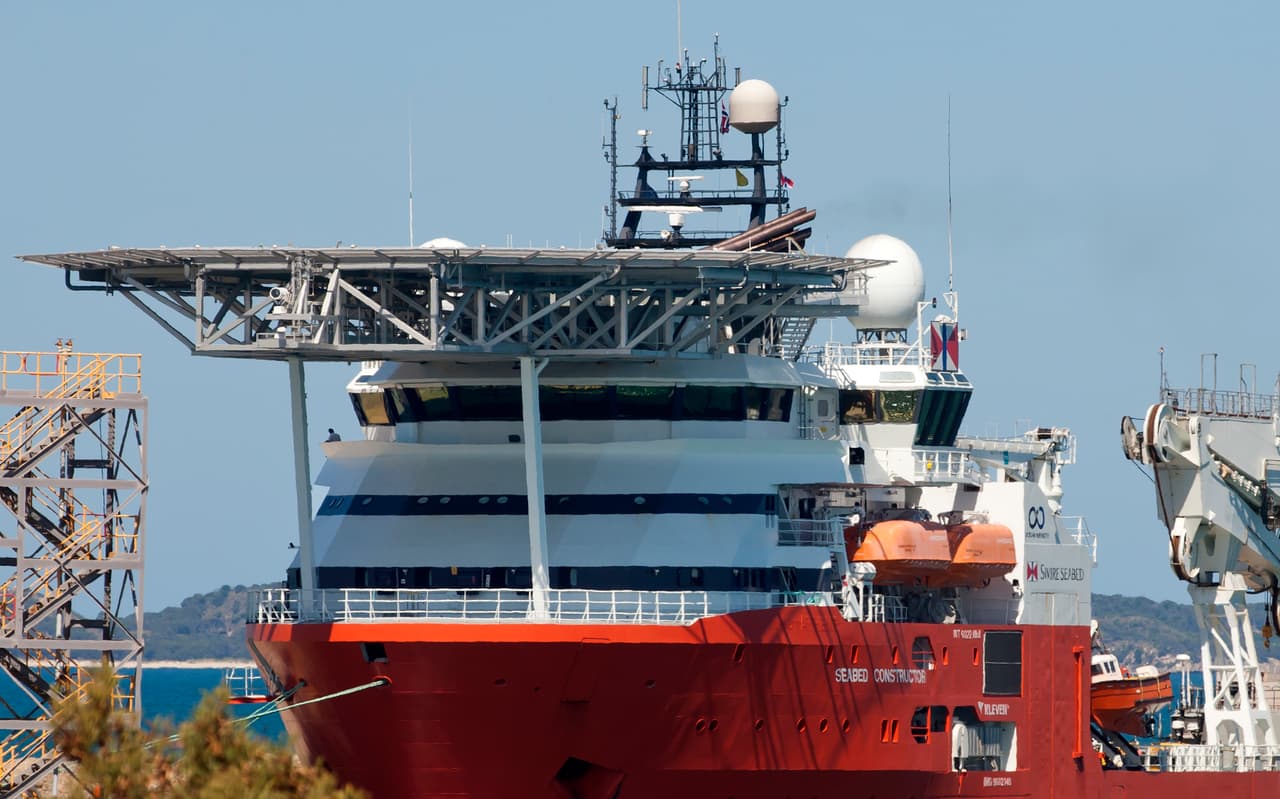 <b>El buque Seabed Constructor. </b>La empresa Ocean Infinity comenzó la nueva búsqueda a principios de septiembre de 2018. Desde el buque noruego Seabed Constructor, utilizado para la exploración del fondo marino, los especialistas de Ocean Infinity coordinaron la búsqueda de alta tecnología. Estuvieron acompañados de cuatro familiares de los tripulantes del ARA San Juan, que sirvieron de testigos de la operación.