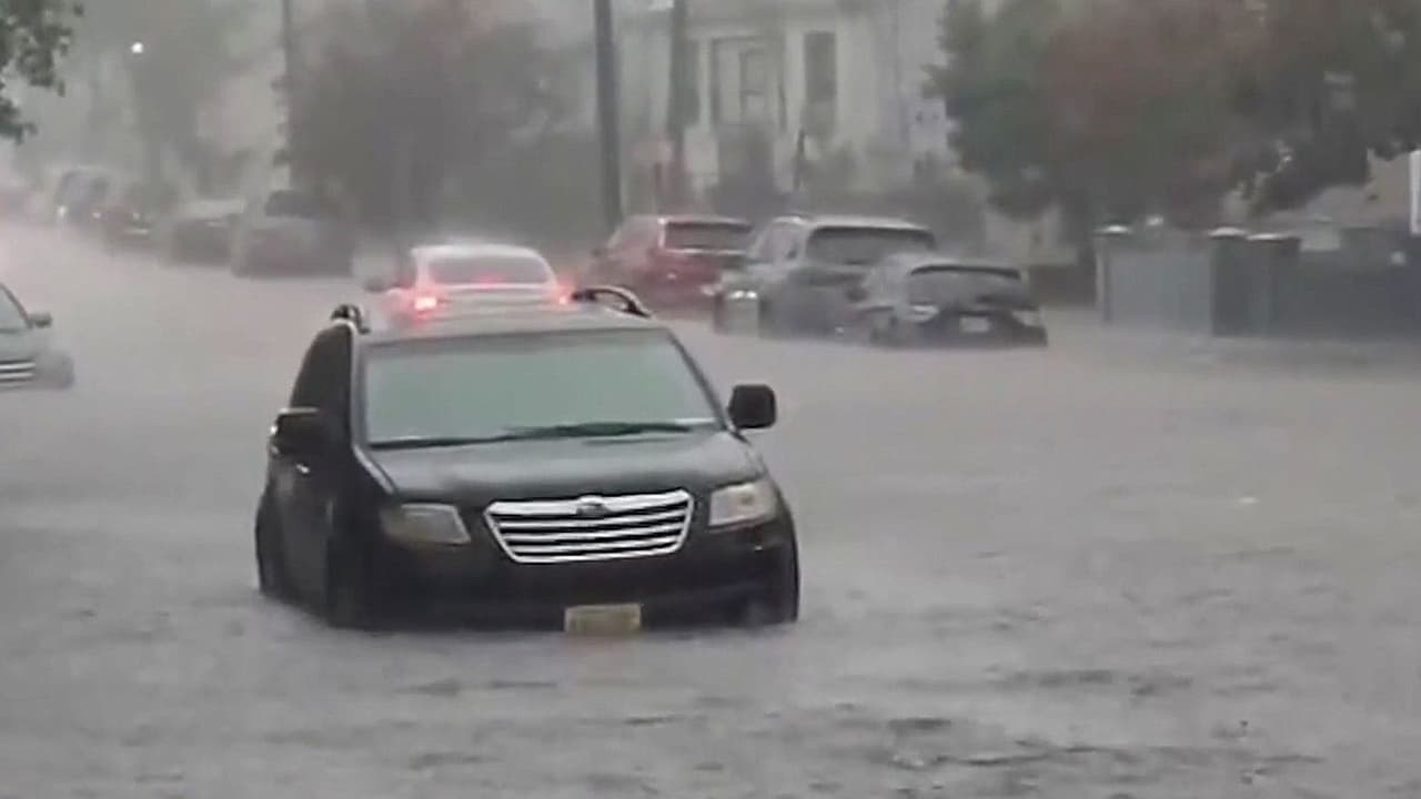 Tormentas severas inundan Nueva Jersey: Conductores quedan atrapados y miles pierden electricidad