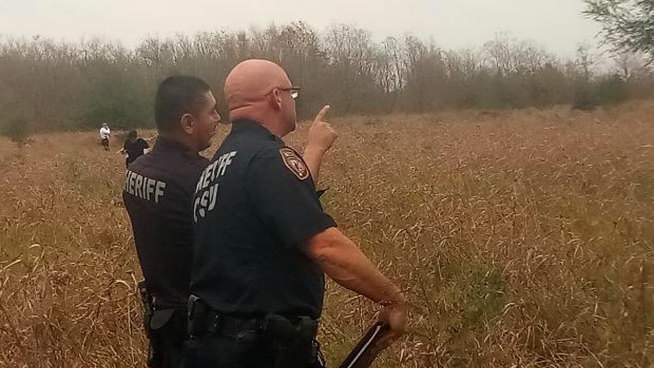 Reportan el hallazgo de un esqueleto en un pastizal al noroeste de Houston