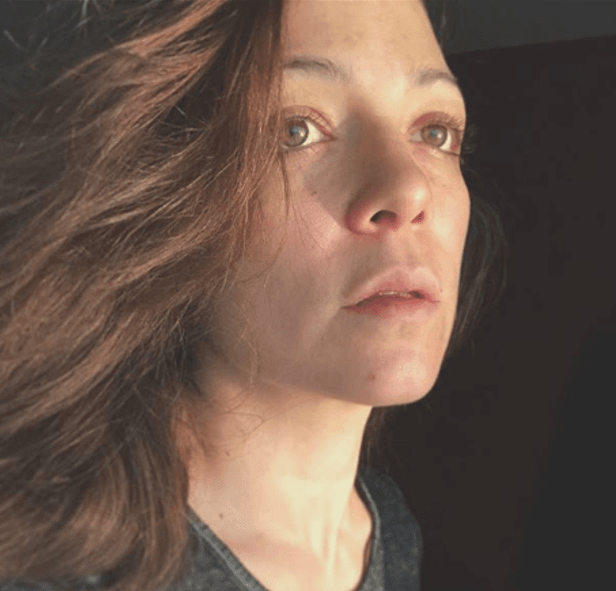 Mientras que la cantante mexicana
<b><a href="https://www.univision.com/especiales/premios-juventud/instrucciones-para-ser-el-centro-de-atencion-en-la-fiesta-segun-natalia-lafourcade-fotos">Natalia Lafourcade</a></b> escribió "esta #SoyYo, así como dice mi querida amiga Kany García. Que importante es amarnos a nosotras mismas y aceptarnos con lo que somos y tenemos. Me encanta ver movimientos como éste y recordar que la belleza y la luz ya está en nosotros y solo hay que conectar con ella. Seguimos, ¡viva la vida!".