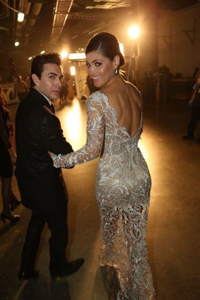 'Chiqui' apareció en el backstage y al ser sorprendida nos regaló una sonrisa.