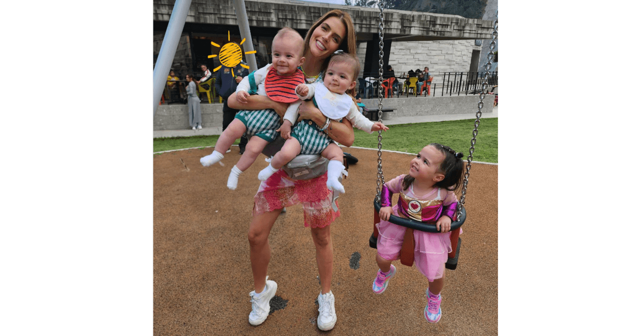 Claudia Álvarez y sus hijos