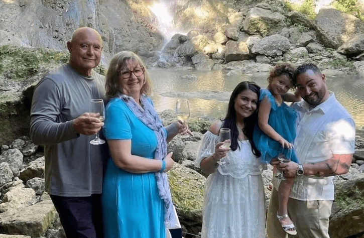 Familia Santana de Puerto Rico espera por la abuela y su nieta de 5 años, desaparecidas en Texas