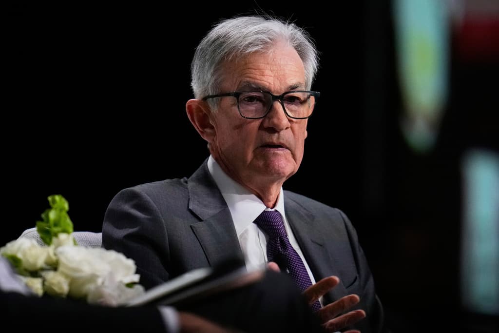 Aranceles de Trump son "significativamente mayores" a los esperados y elevarán la inflación, advierte el jefe de la Fed