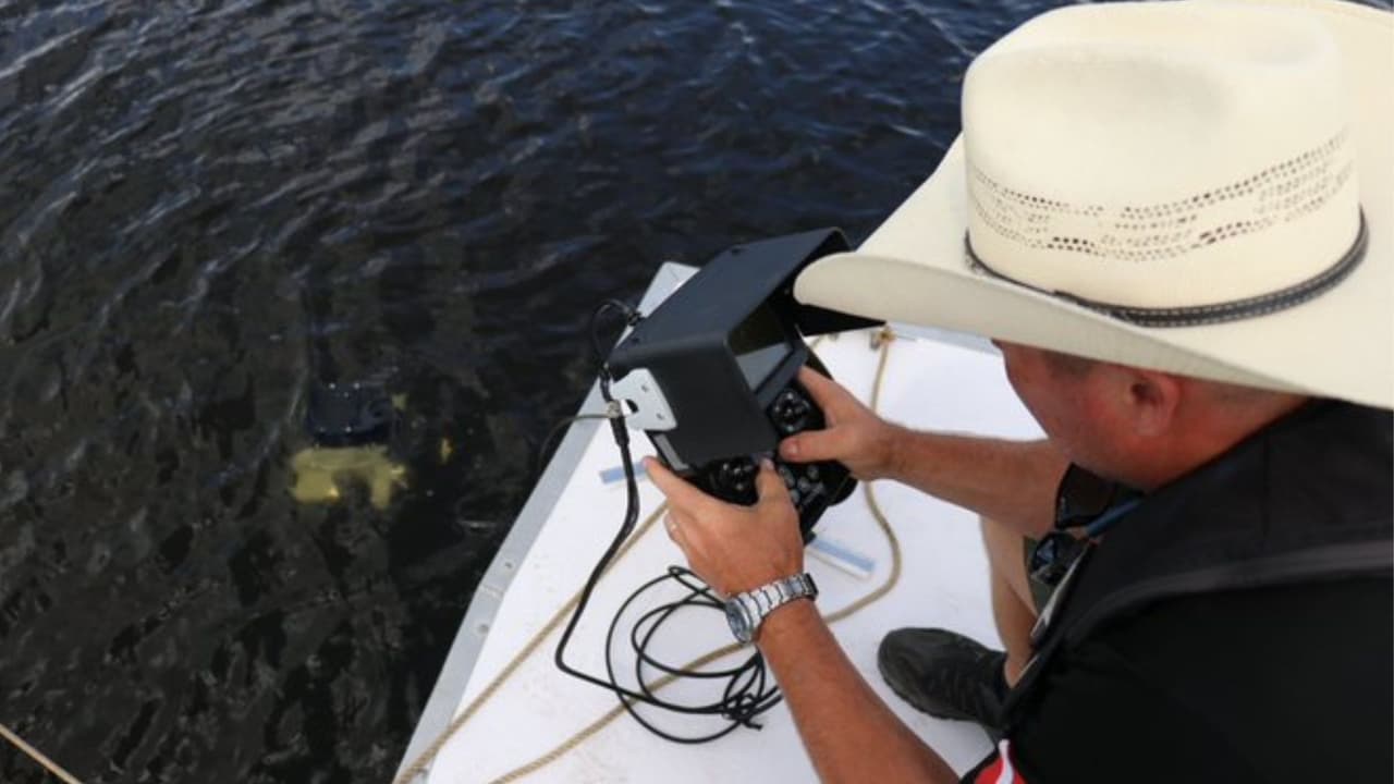 Recuperan el cuerpo de un adolescente en lago del condado Polk tras accidente en moto acuática