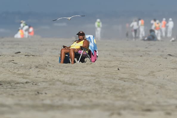 Vocero de Heal the Bay advirtió a Univision Los Ángeles en 2021, que “no existe un requisito estatal para el monitoreo de la contaminación fecal en las áreas recreaciones y que los datos sobre la calidad de agua disponibles a menudo son inconsistentes y difíciles de interpretar para el público".