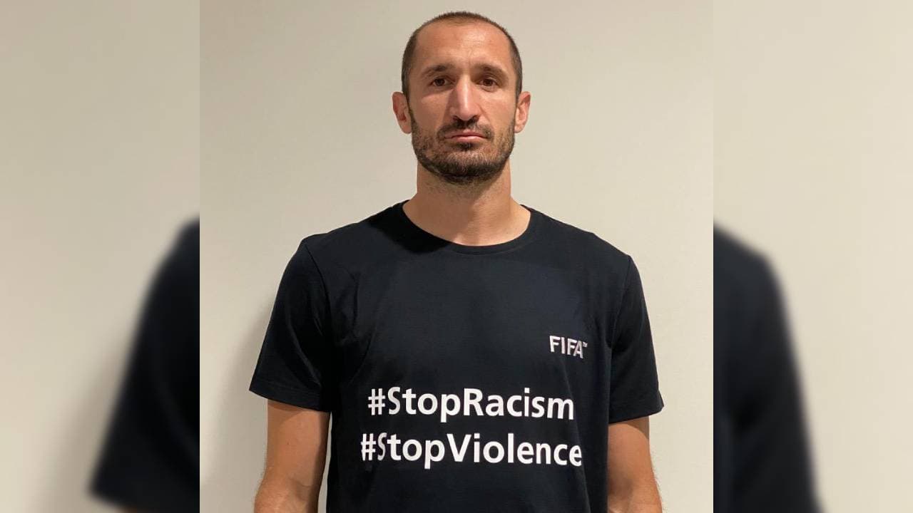 Las leyendas se manifestaron en redes sociales con las etiquetas #StopRacism y #StopViolence en respuesta a los acontecimientos de los últimos días.