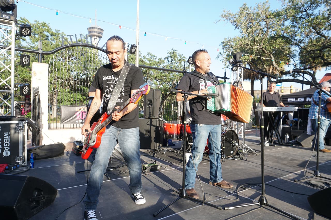 Ram Herrera, Los Banger Broz and Jorge Alejandro took the stage inside La Villita.