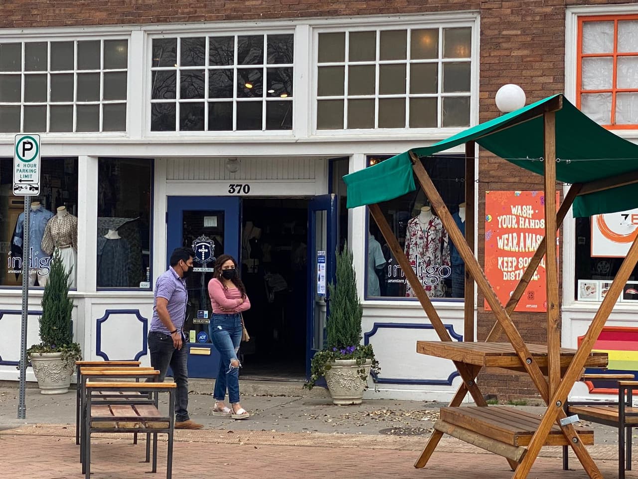 Noticias 23 visitó algunos de los restaurantes en el área de Dallas-Fort Worth para ver si es que habría cambios en las instalaciones.
<br>