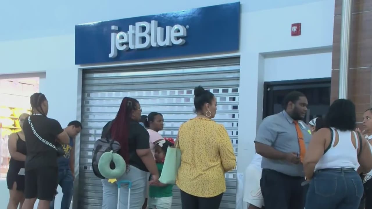 Viajeros viven 'pesadilla' en vuelos de JetBlue entre Nueva York y República Dominicana