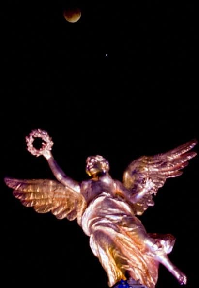 El monumento al Ángel de la Independencia en la ciudad de México.