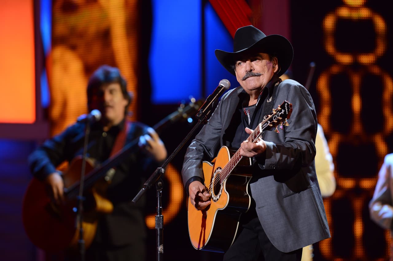 Joan Sebastian
<br>Año: 2012