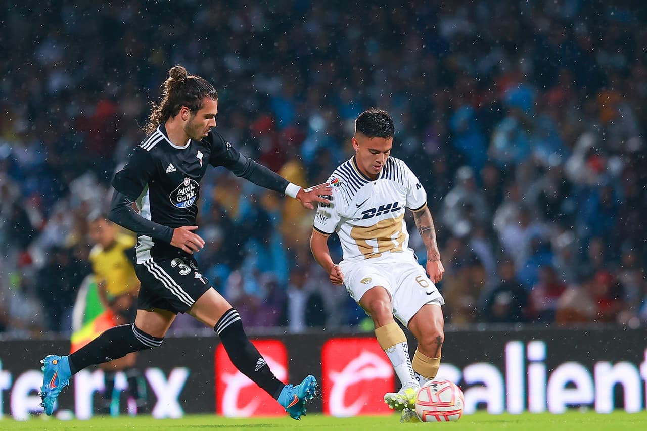 El segundo tiempo fue accidentado y la intensidad del juego desapareció por el cansancio. Dinenno y Salvio fallaron al menos tres oportunidades de gol, pero el marcador no se movió más y se selló el empate.