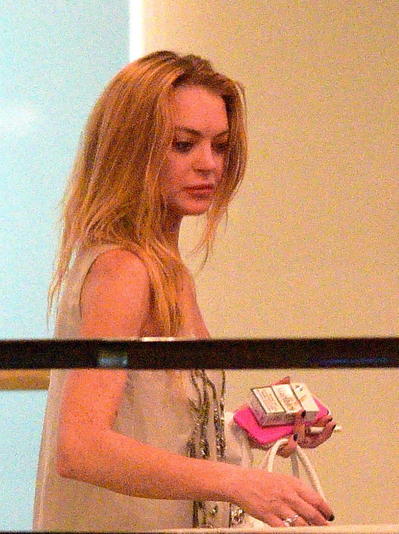 Lindsay lo aprendió demasiado tarde... pues tantos años de fiesta acabaron con su carrera.