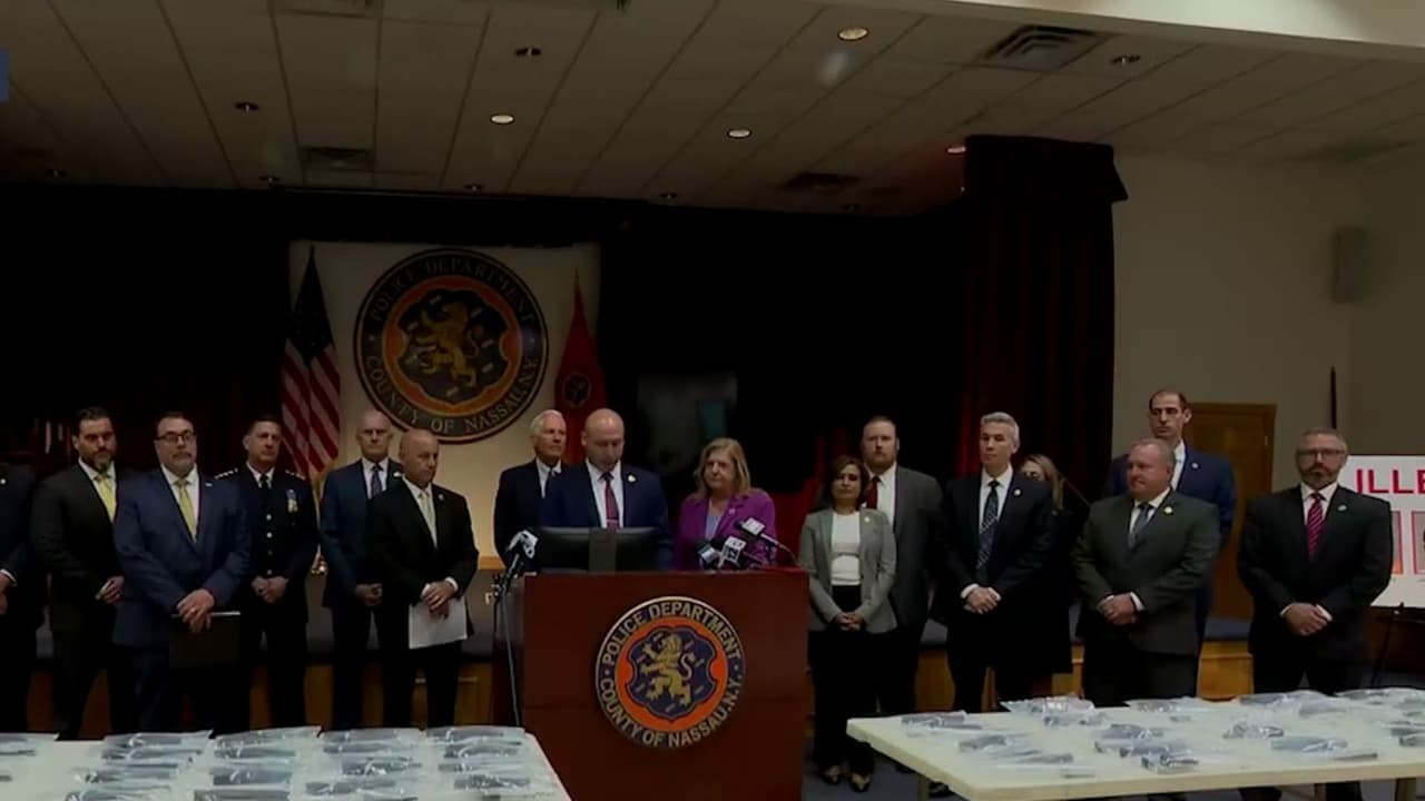 Golpe al crimen organizado en Long Island: droga y decenas de armas confiscadas