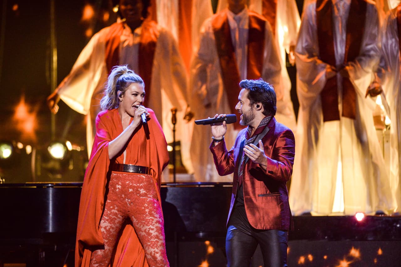 En español y inglés nos llegaron al corazón.