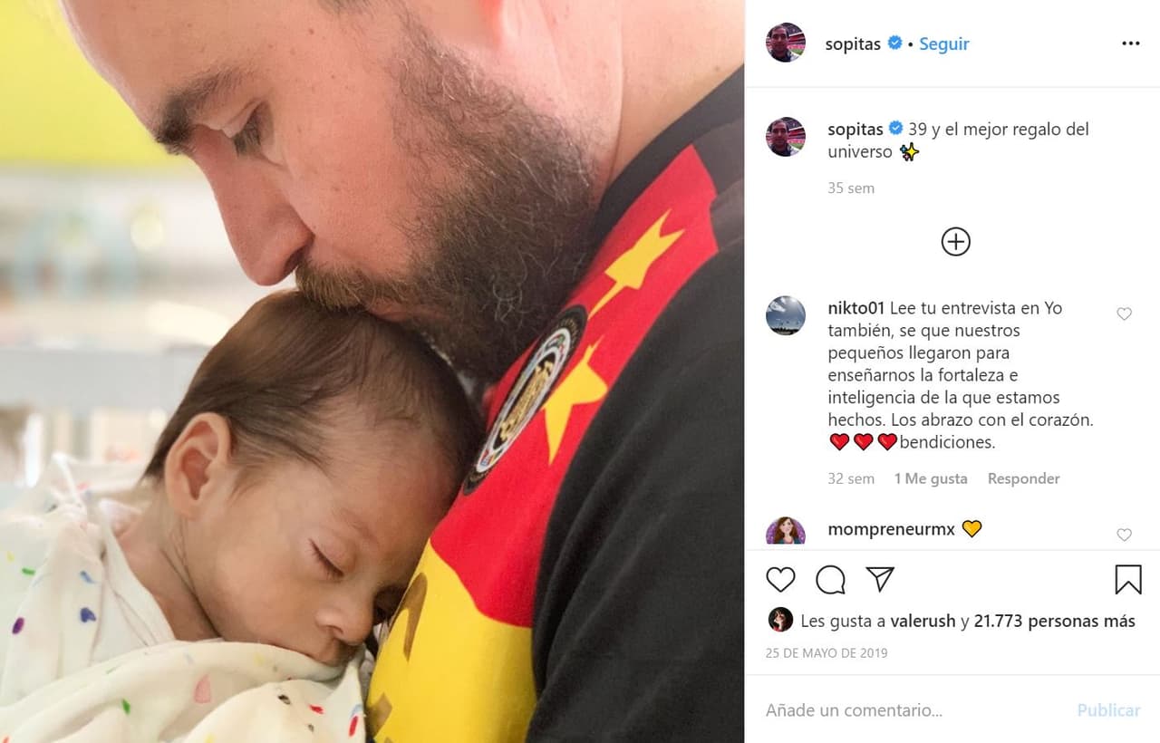 En un 
<a href="https://www.facebook.com/bbmundo/videos/407674050102443/?__xts__[0]=68.ARBbytFgSWaHPJSU7hO9eiShr7MTKseUCqkKs8WOvYjbnLLaQ847X0zd-IYfpndsGmbw0bpIv5W8vcVLeEKVviAEq5_sFykaT91YV3ylqpYxOu_fk0I2KVPjEzBsXSqICmt8h2-Z758f-kbhDcqQJb0v8RmVmlJRdPxeFLq3S4LQ6AB8jwalo5DGpE5FmoDuAc6gSqAA0D6sJX7utQfDfyzT2B3CnbbqFnq-dFzczW76uSjrXmIi_dEDmtKDXtm02CqO8M2p5vRft9Rg2RuQR6-G9Z_wq0h-RMZG8LMZpPYOvZB_W9HPkVZ3fHxEjGlOY4MZcQHx6USwRLtRegsREuY9lA&__tn__=H-R" target="_blank">Facebook Live de BBMundo</a>, el comunicador recordó cómo "de estar en el quirófano tomando fotos" pasó a preguntarse: "¿qué es eso que me está diciendo el doctor?".