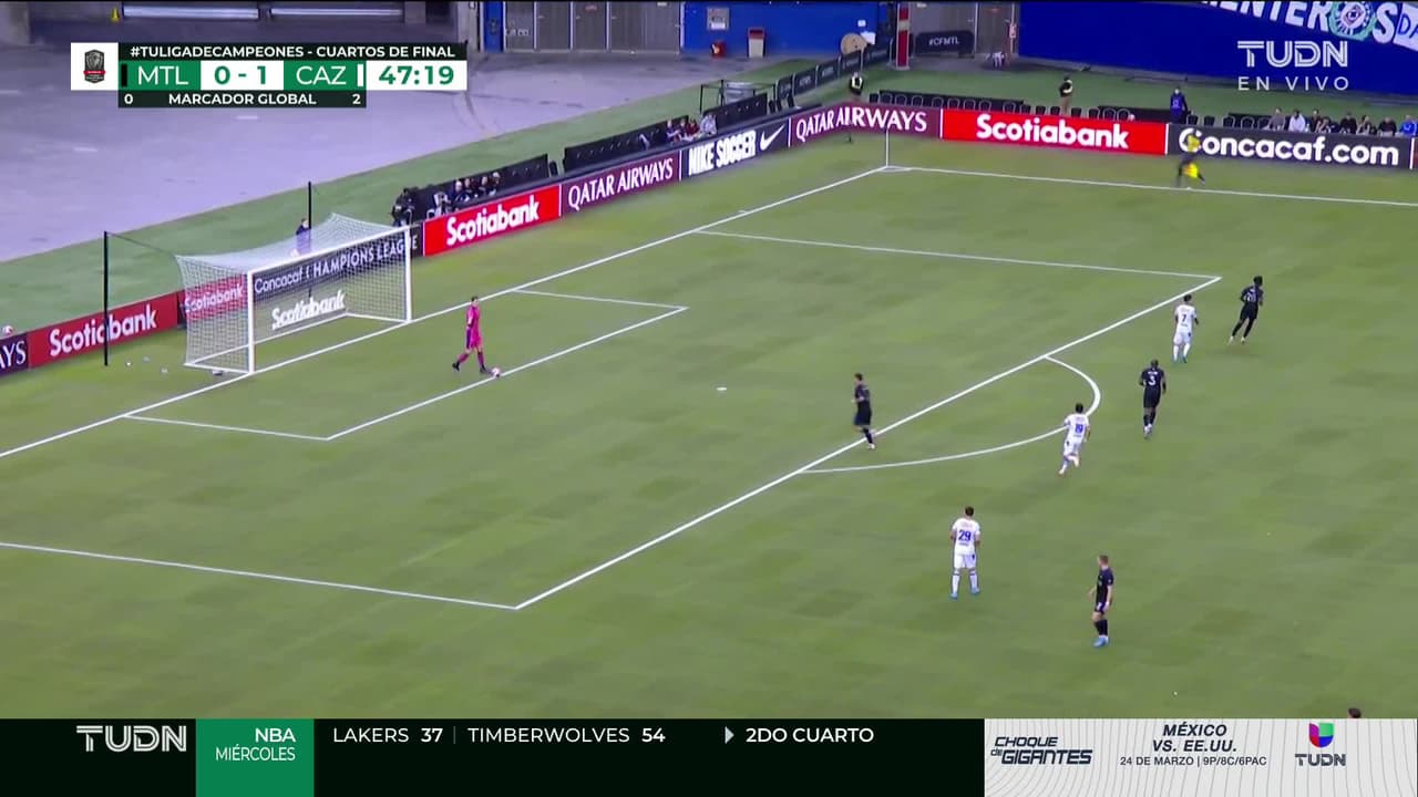 ¡TIRO ATAJADO! disparo por Ángel Romero.