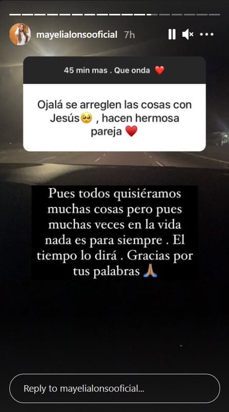 Uno de los usuarios deseó que las cosas se arreglaran entre ellos, pero Mayeli fue contundente al decir que
<b> "en la vida nada es para siempre"</b> y dejará que el tiempo decida lo que sucederá entre ellos.
<br>