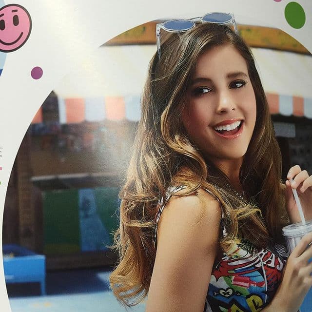 Paulina está muy entusiasmada por este nuevo proyecto en el que piensa incorporar el tema "Mi corazón es un país".