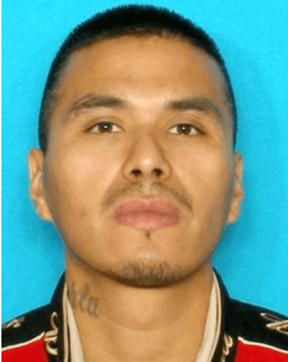 Juan Carlos Marizcal es buscado por asesinato, participar en actividades delictivas y huir para evitar ser enjuiciado.