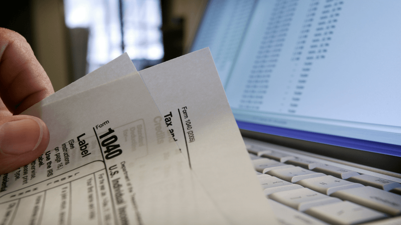 "No te vayas con el de la esquina": estos son los riesgos de un mal preparador de impuestos