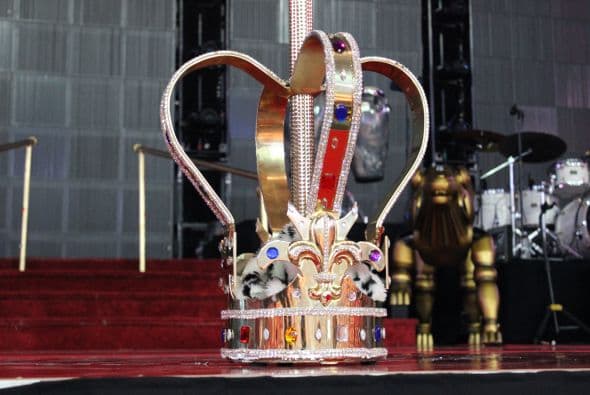 El Rey de la Bachata tuvo casa llena en el Toyota Center este miércoles, ve aquí las mejores imágenes de la noche.