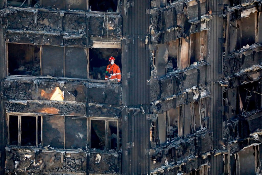 La policía de Londres da por muertos a 58 desaparecidos en el incendio de la torre Grenfell