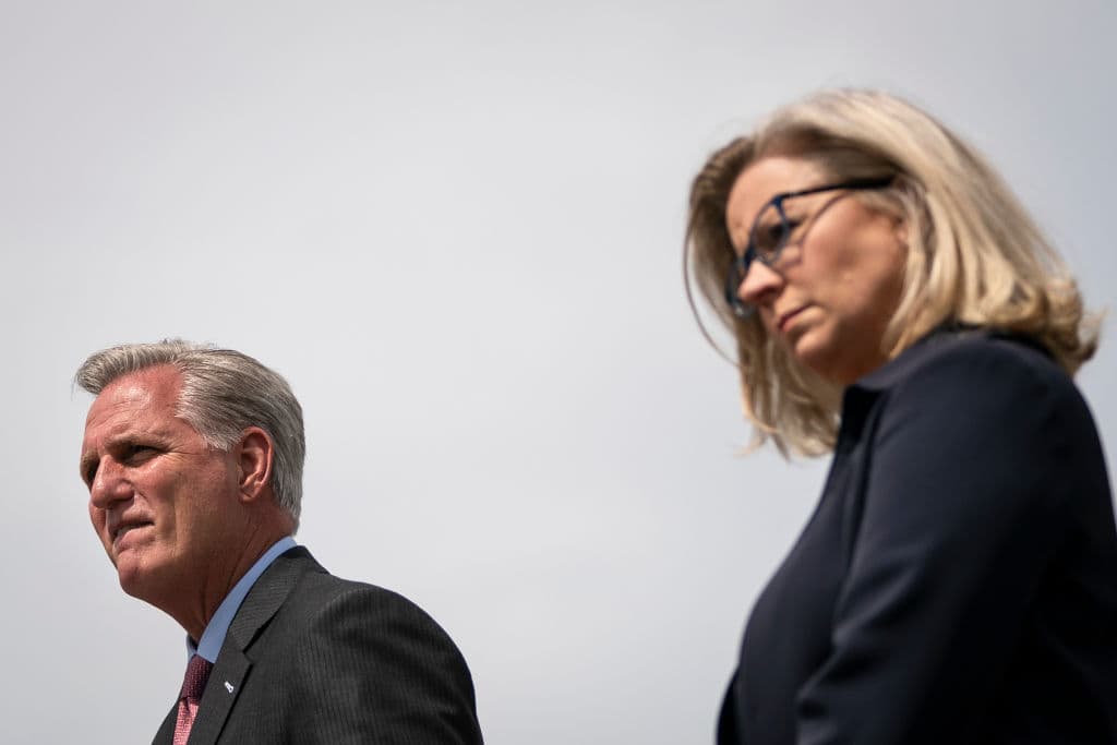 El 'precio' de condenar a Trump: parte del liderazgo republicano enfrenta la defenestración en su propio partido