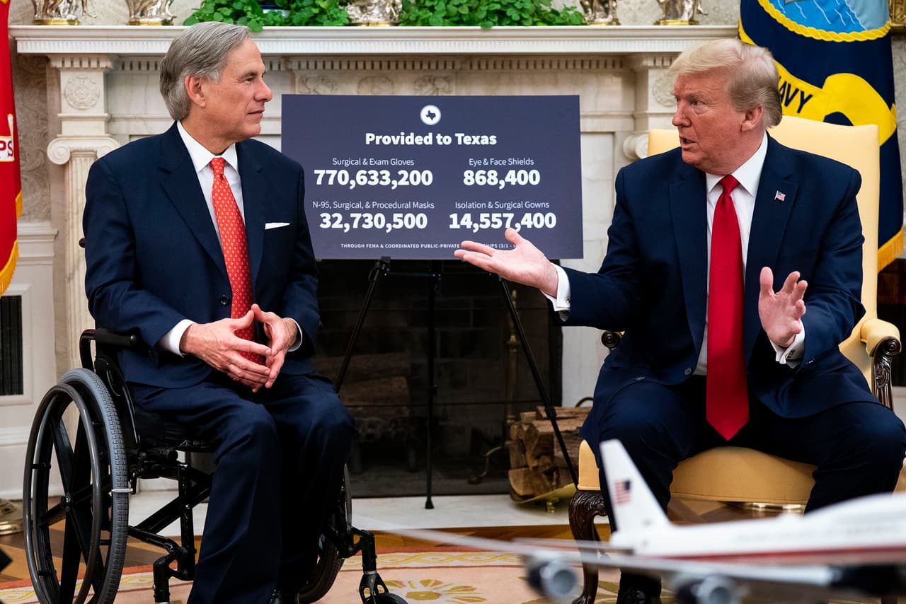 Trump felicita al gobernador Abbott por su plan  para reactivar la economía de Texas